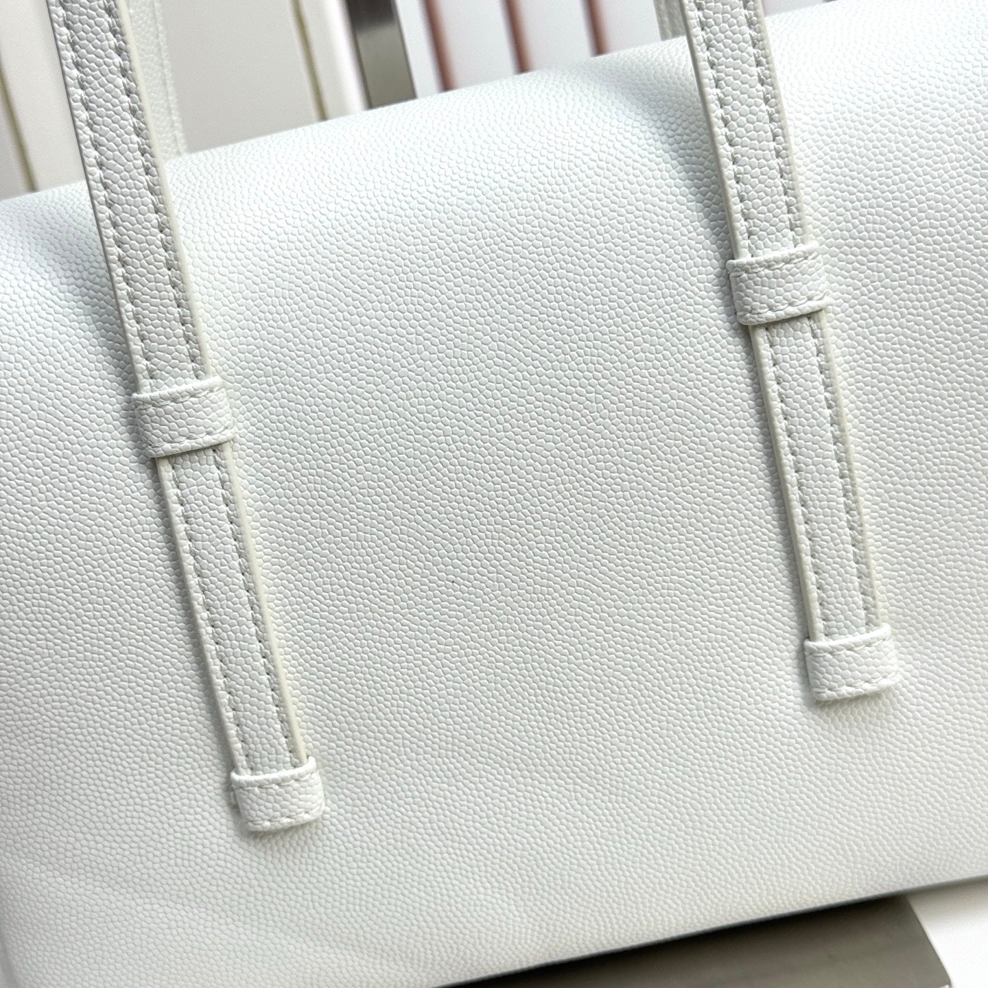 B1X46C2 Popular leather bag