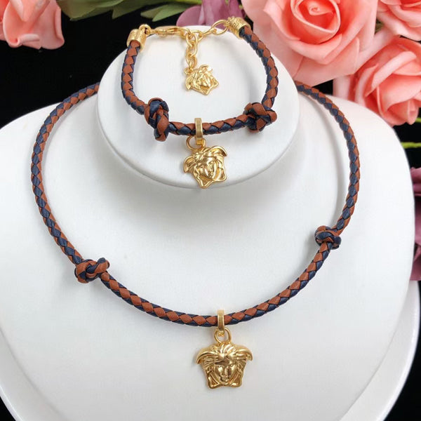 X1Q85V139X Popular Necklace. Bracelets
