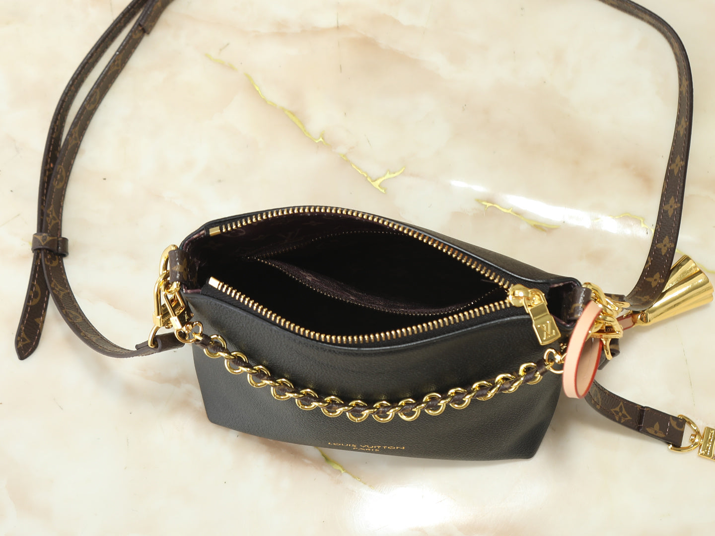 B1N86E7 Popular leather bag