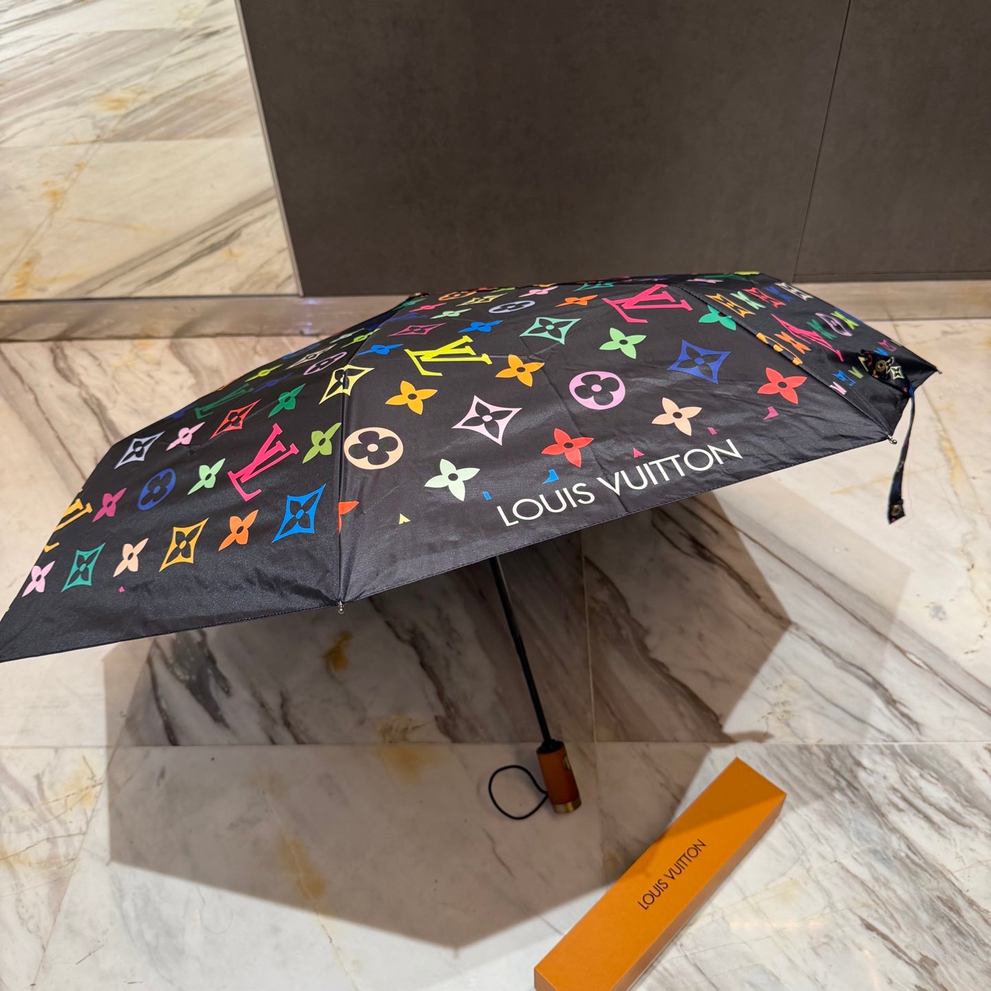 J1N46E7 Popular UV resistant umbrella
