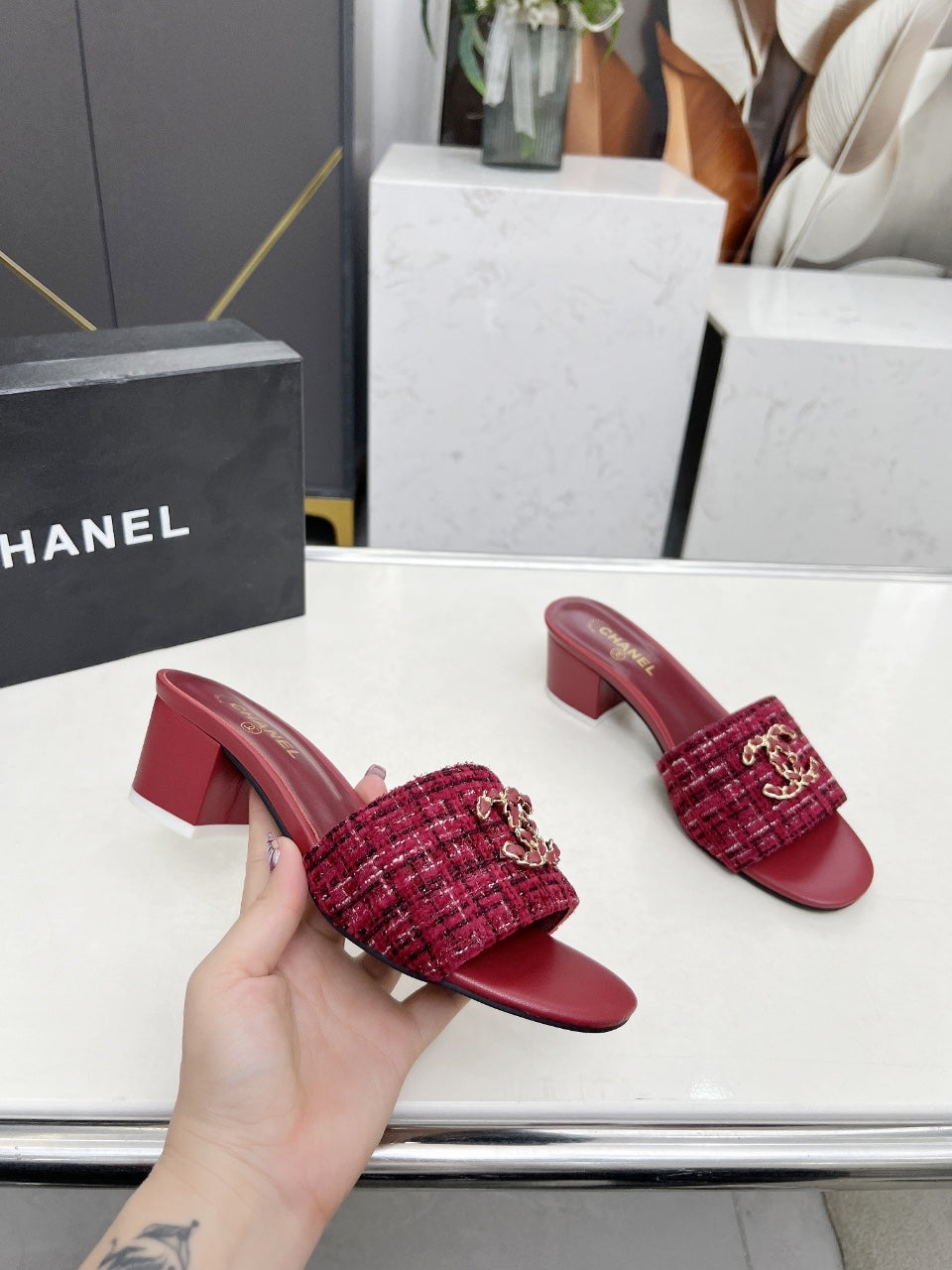 Z2Q55B30 Popular high-quality  Shoes