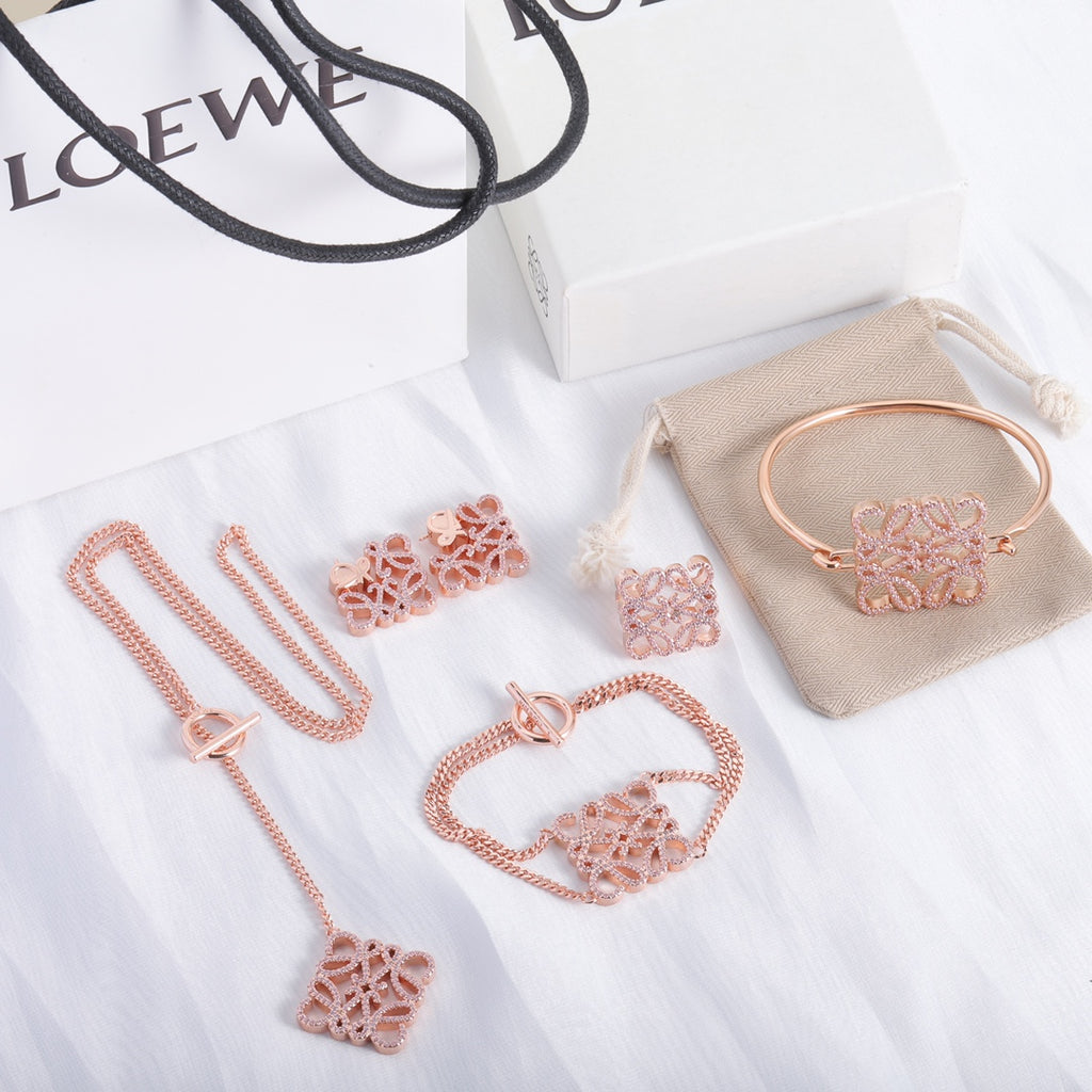 X1R75A37X Popular    Necklaces