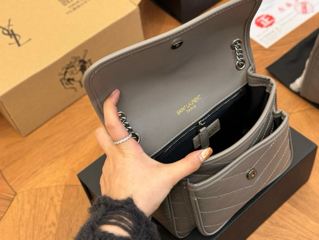 B6X54SL429 Popular leather bag