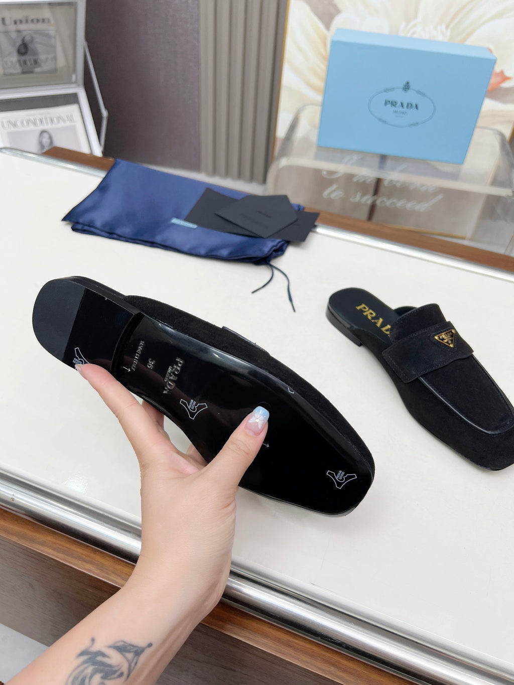 Z2Q105P405 Popular high-quality Shoes