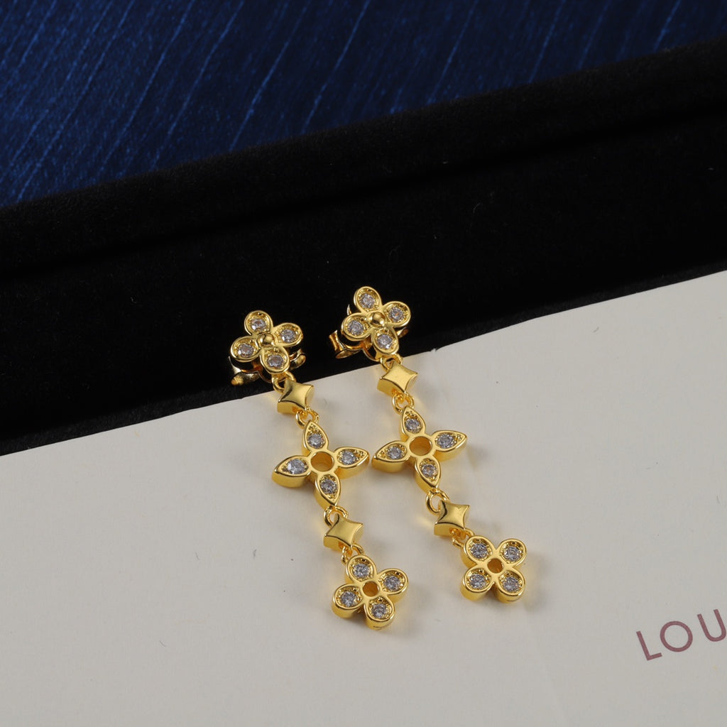 X1Z94E1099E Popular  Earrings