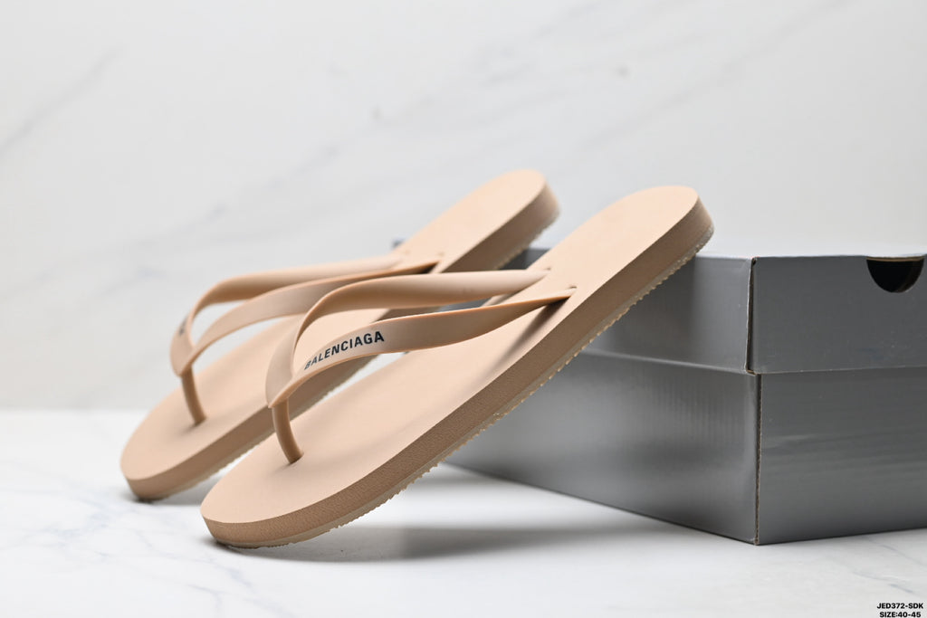 Z4R85J30  Popular shoes