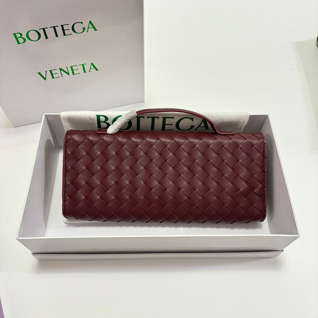 B1X44A380 Popular  leather bag 