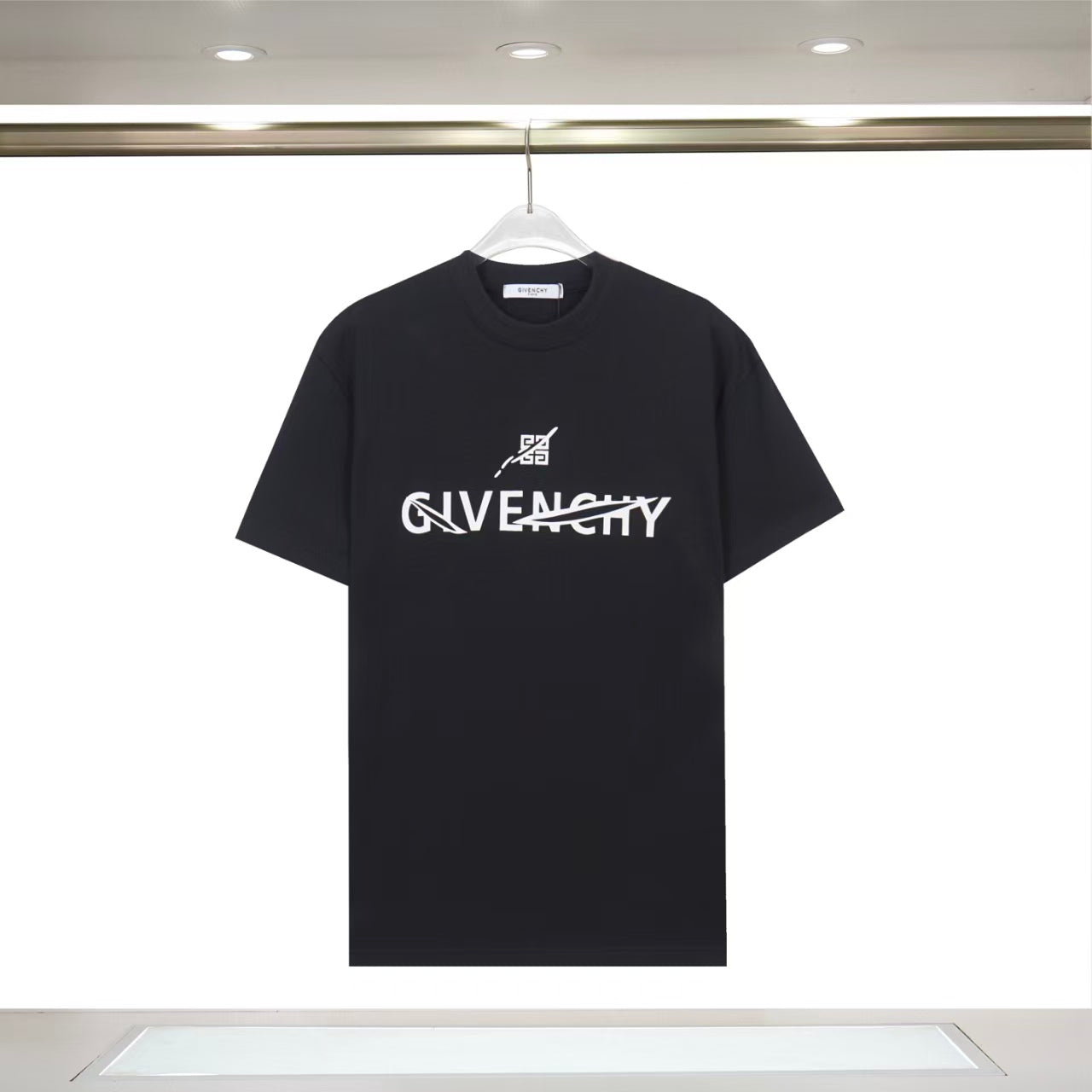 U1R86GV8 Popular T-shirts