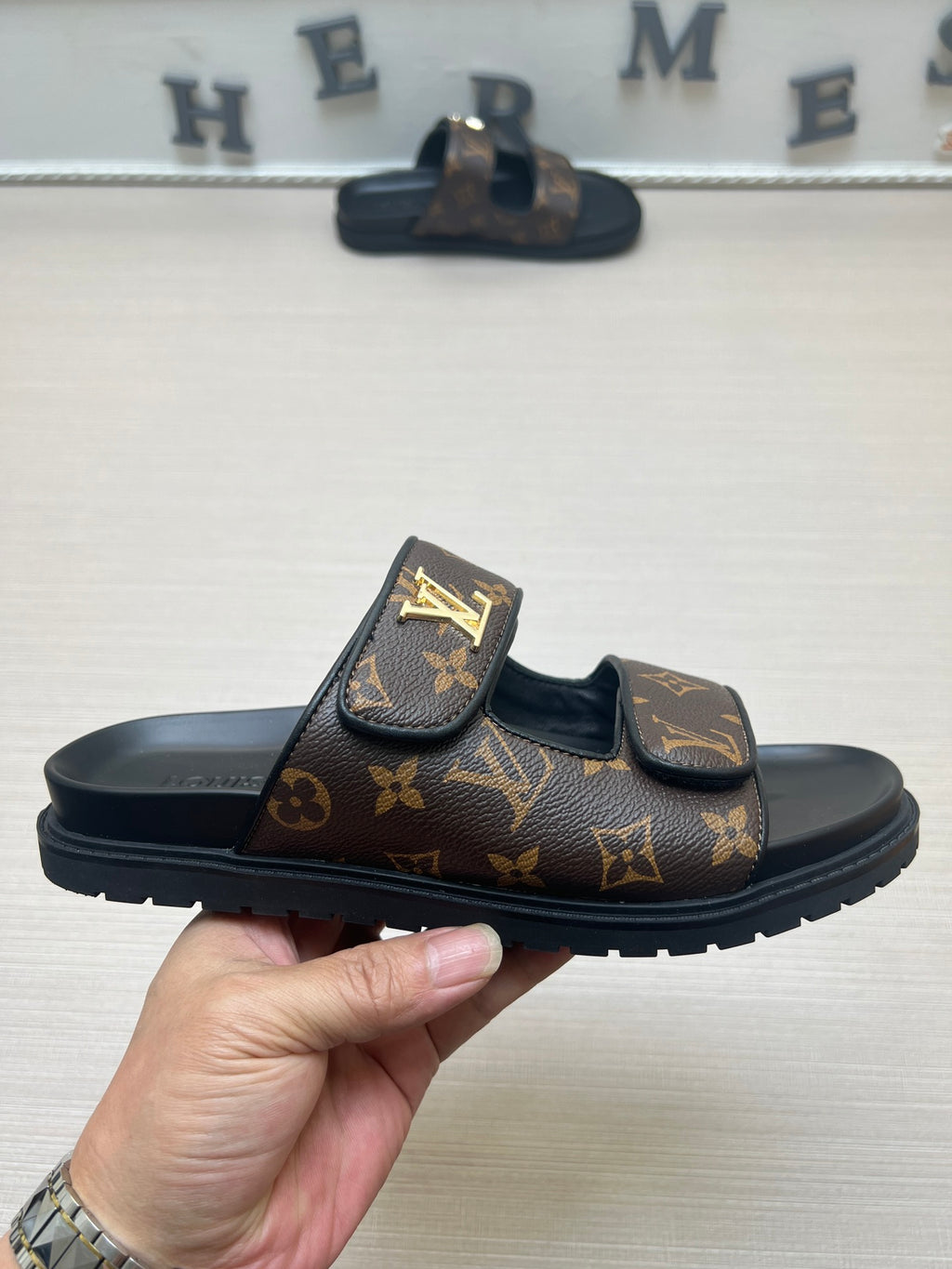 Z5ZE11 Popular slippers