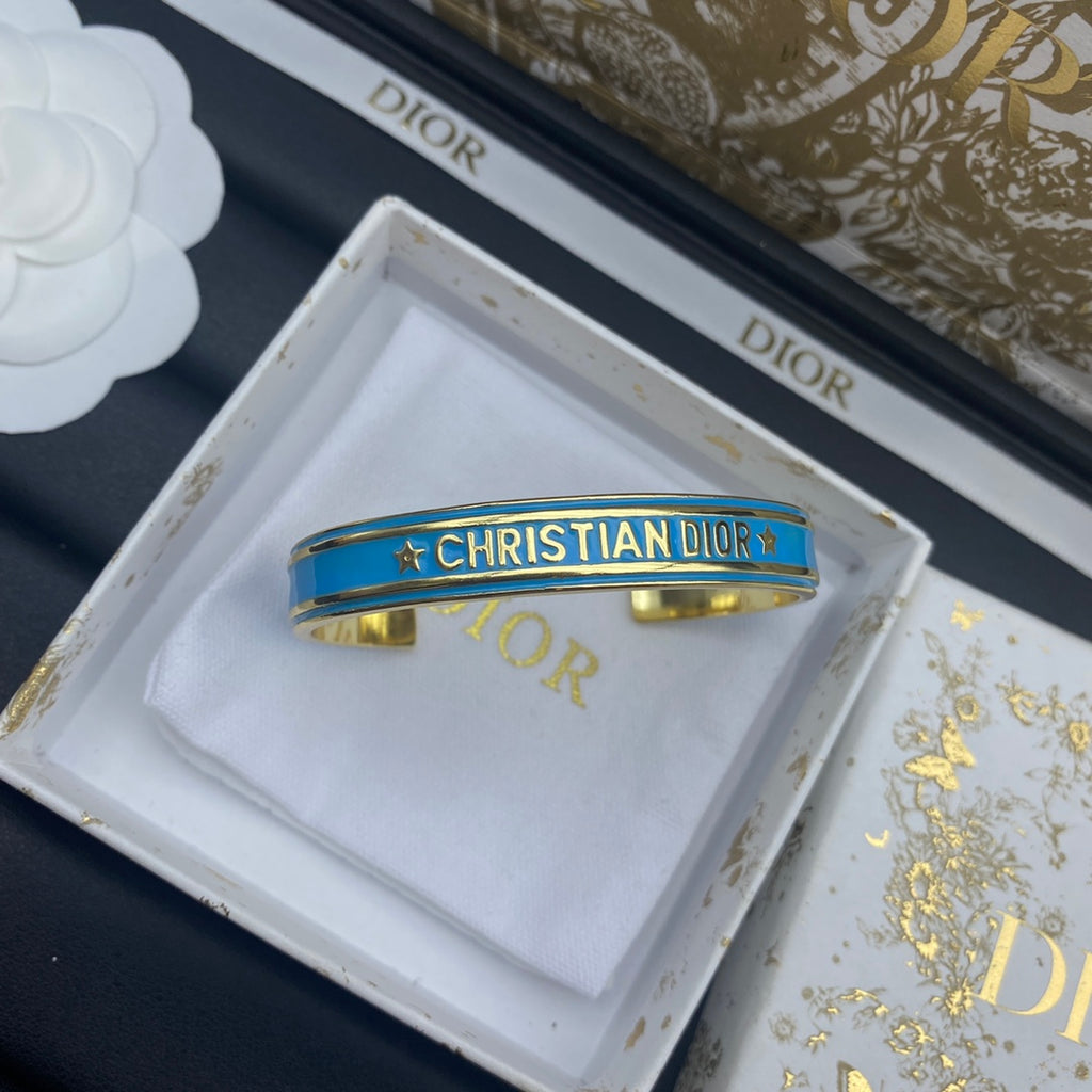 X1Y93D469K  Popular Bracelets
