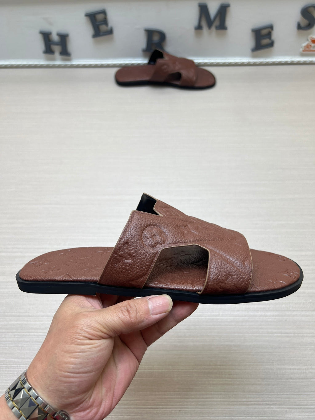 Z5ZE34 Popular slippers
