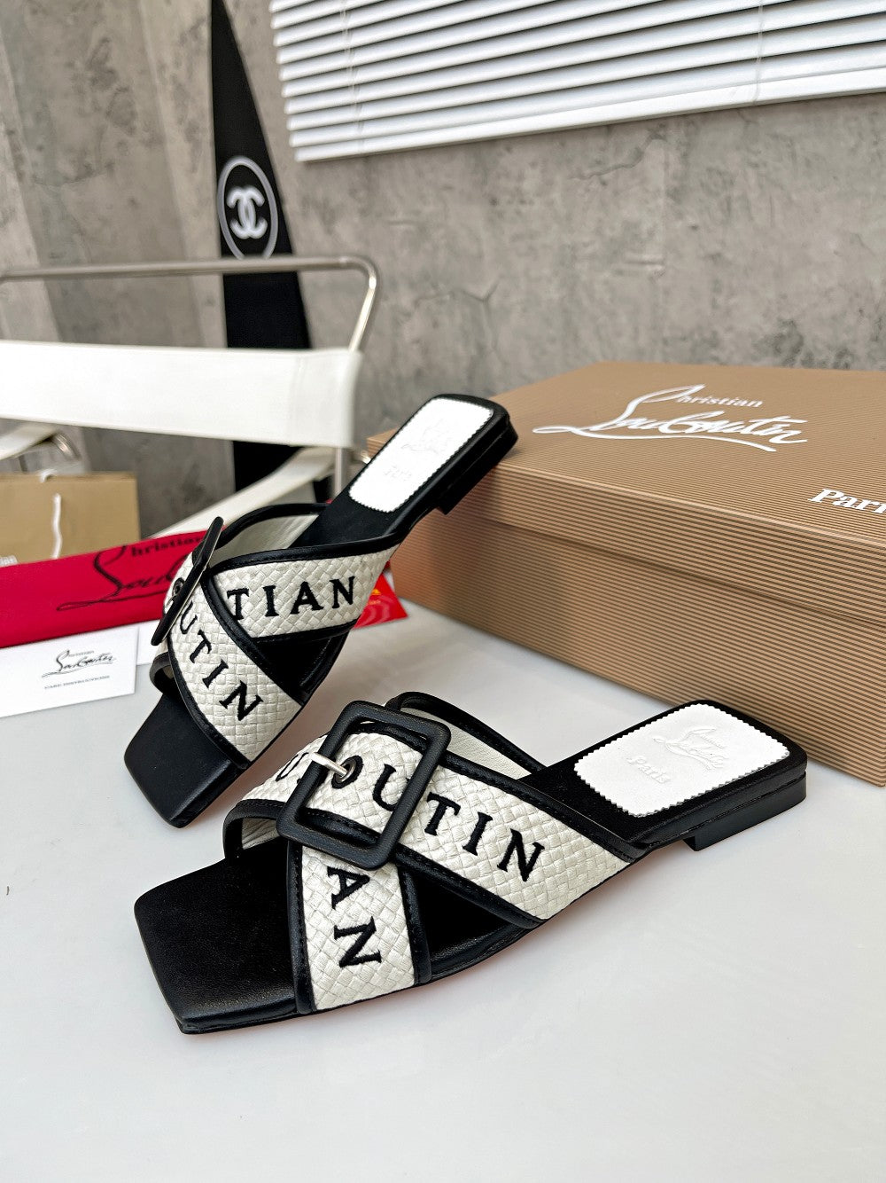 Z2ZA43 Popular leather Slippers