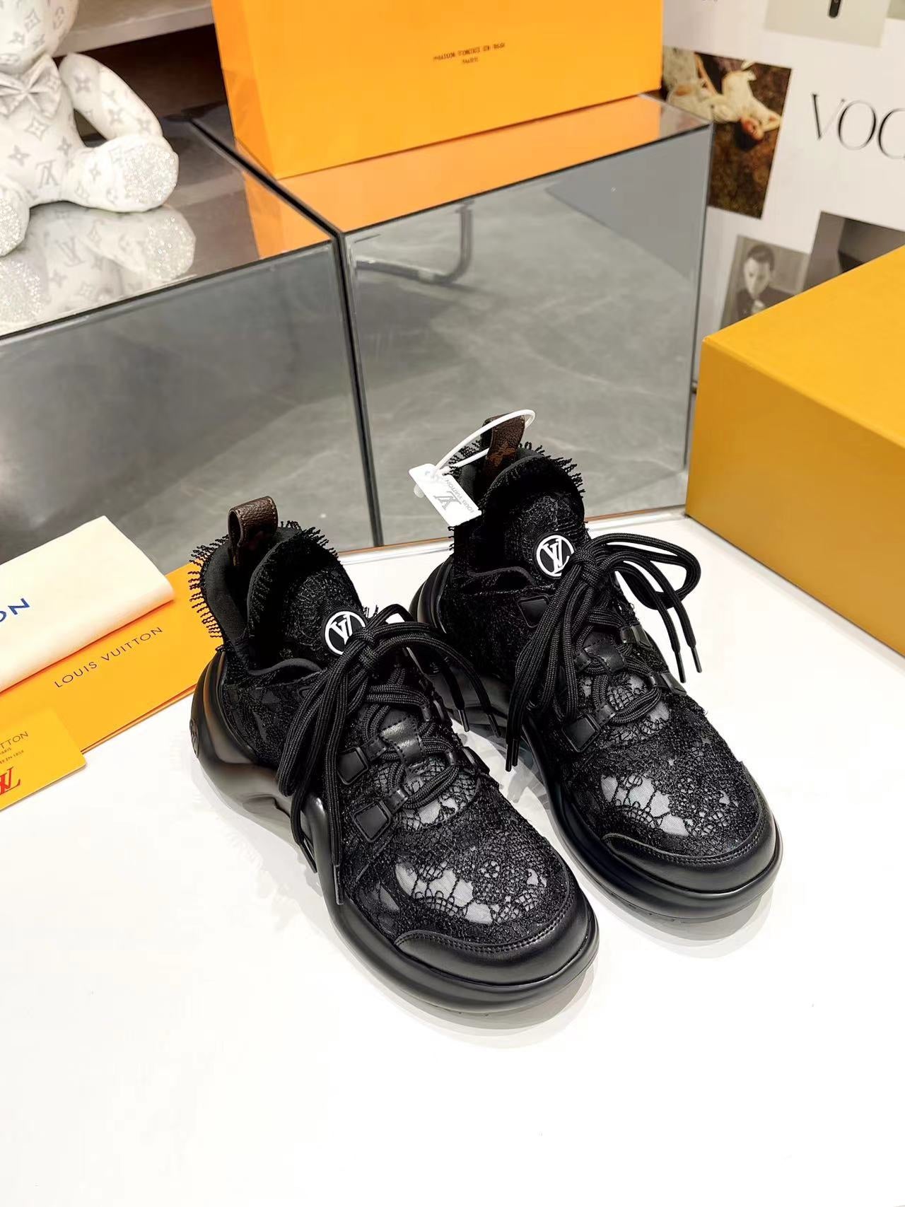 Z2Q95E179  Popular high-quality Shoes