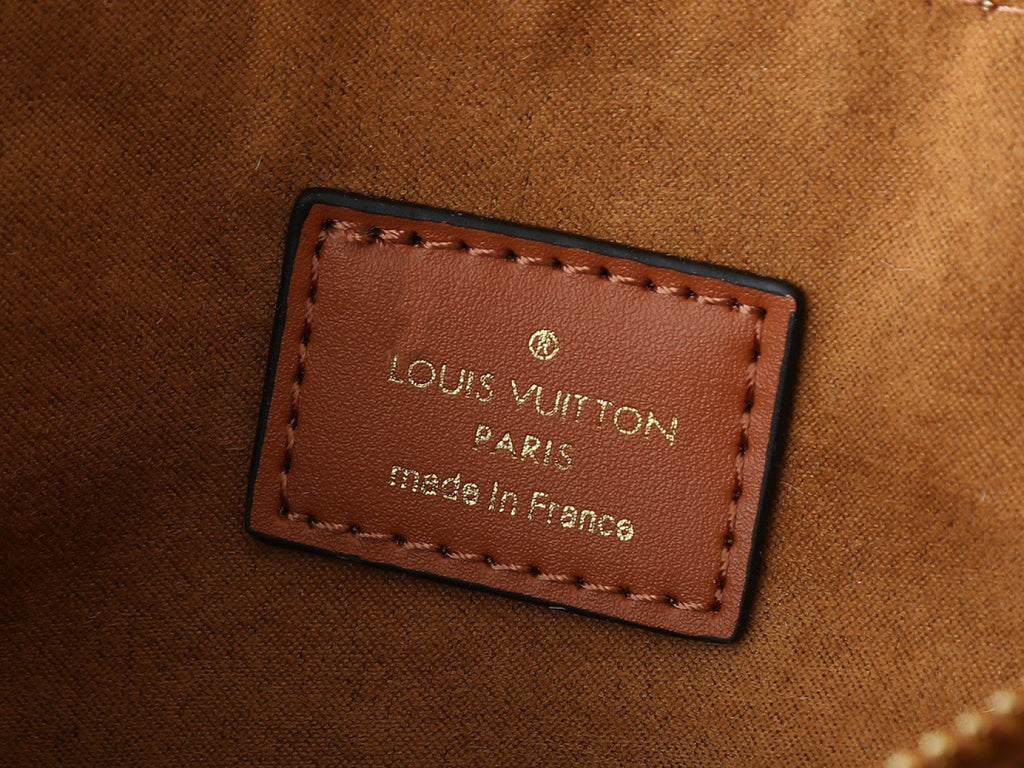 B1P36E75 Popular leather bag
