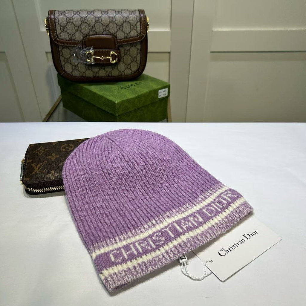 M1R86D99 Popular hats