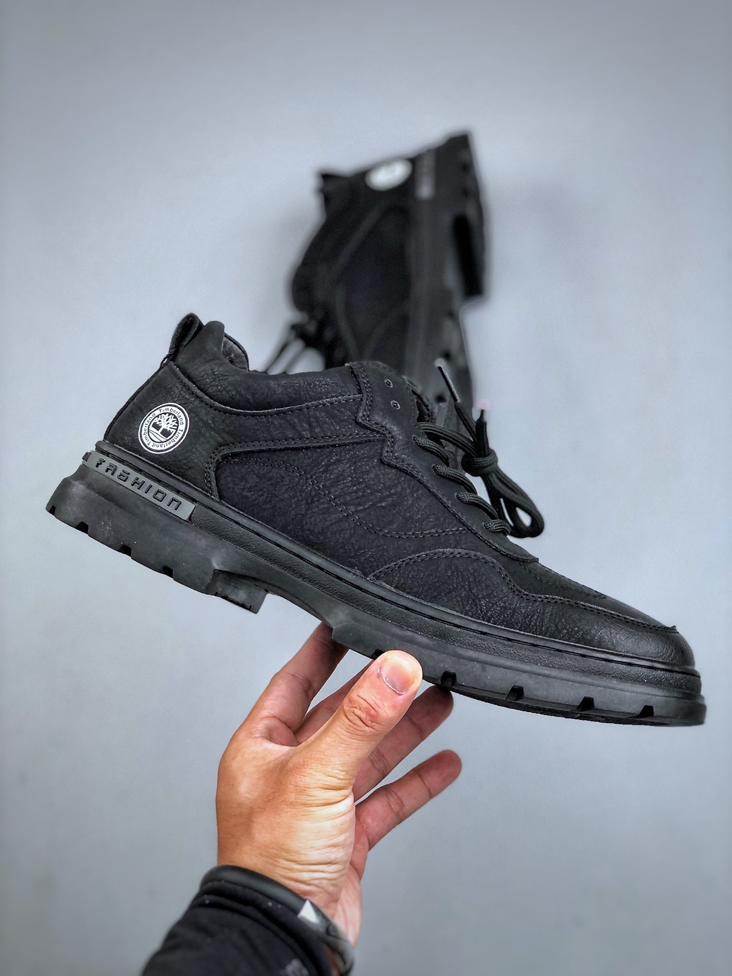 Z4Q95A84 Popular Shoes