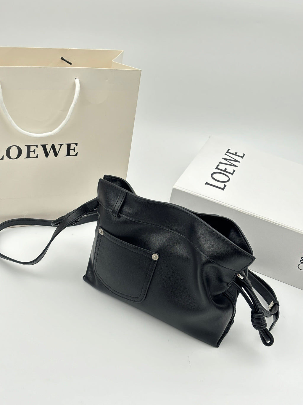 B1P36A47 Popular leather bag