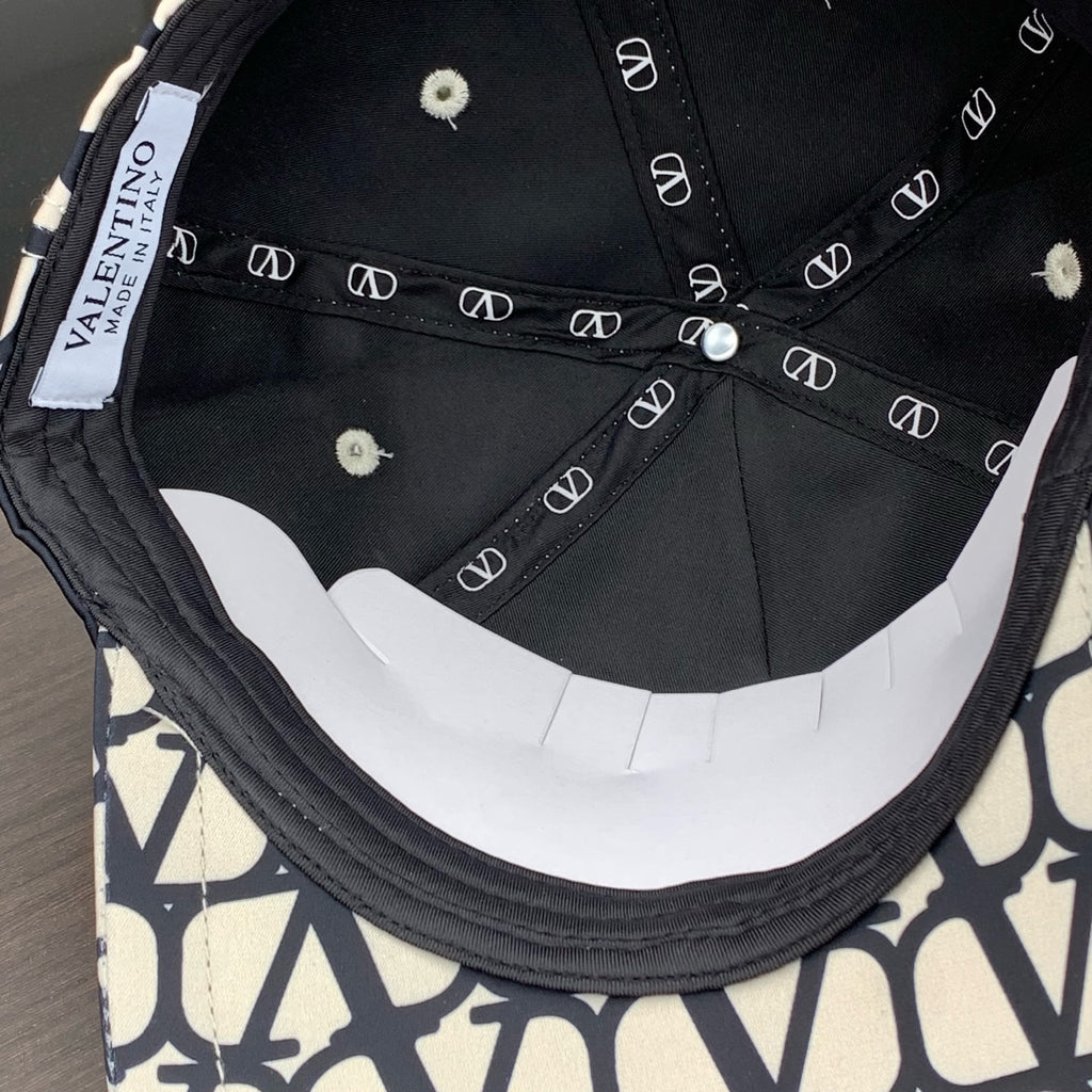 M1Z25VL523 Popular  hats