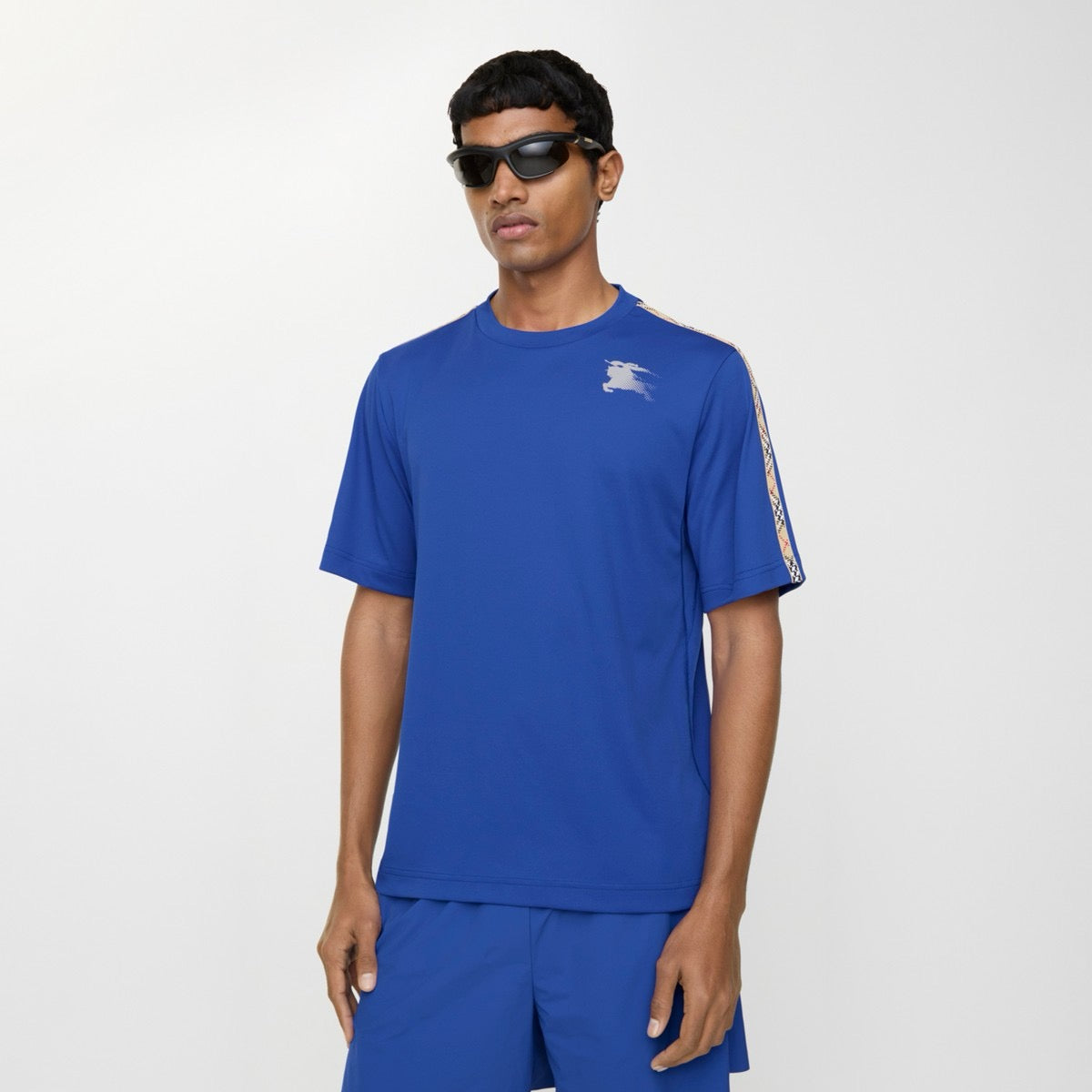 U1R86R7 Popular T-shirts