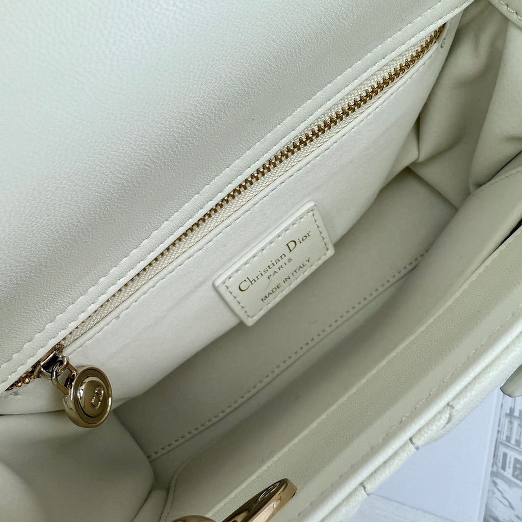B1N36D24 Popular leather Purse bag