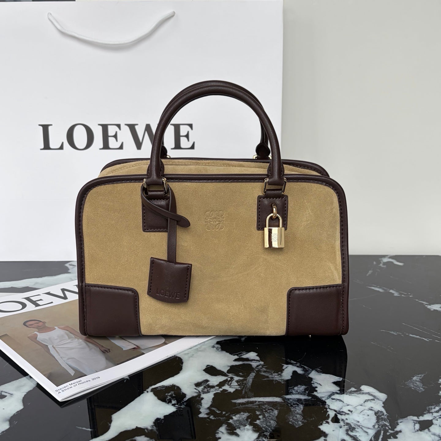 B1R66A12 Popular leather bag
