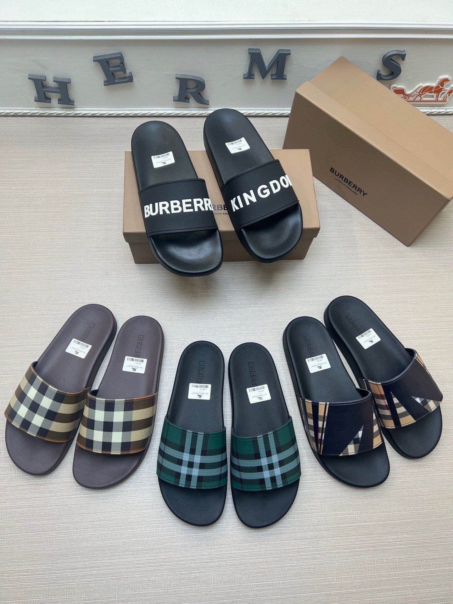 Z5Z35R251 Popular Slippers