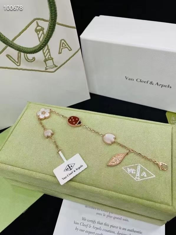X5X94VA192K  Popular    high quality rings,earrings, bracelets,necklaces
