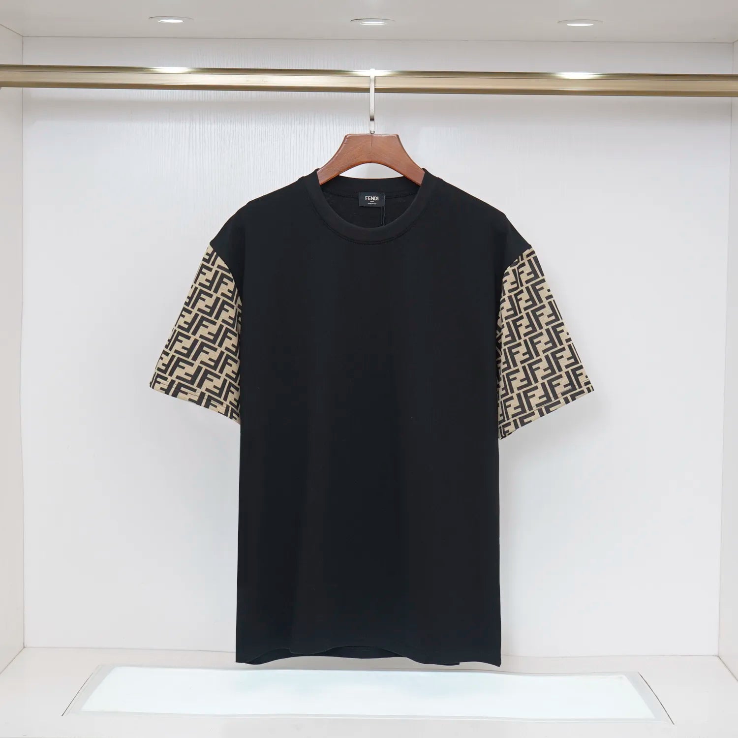 U1P36F124 Popular T-shirts