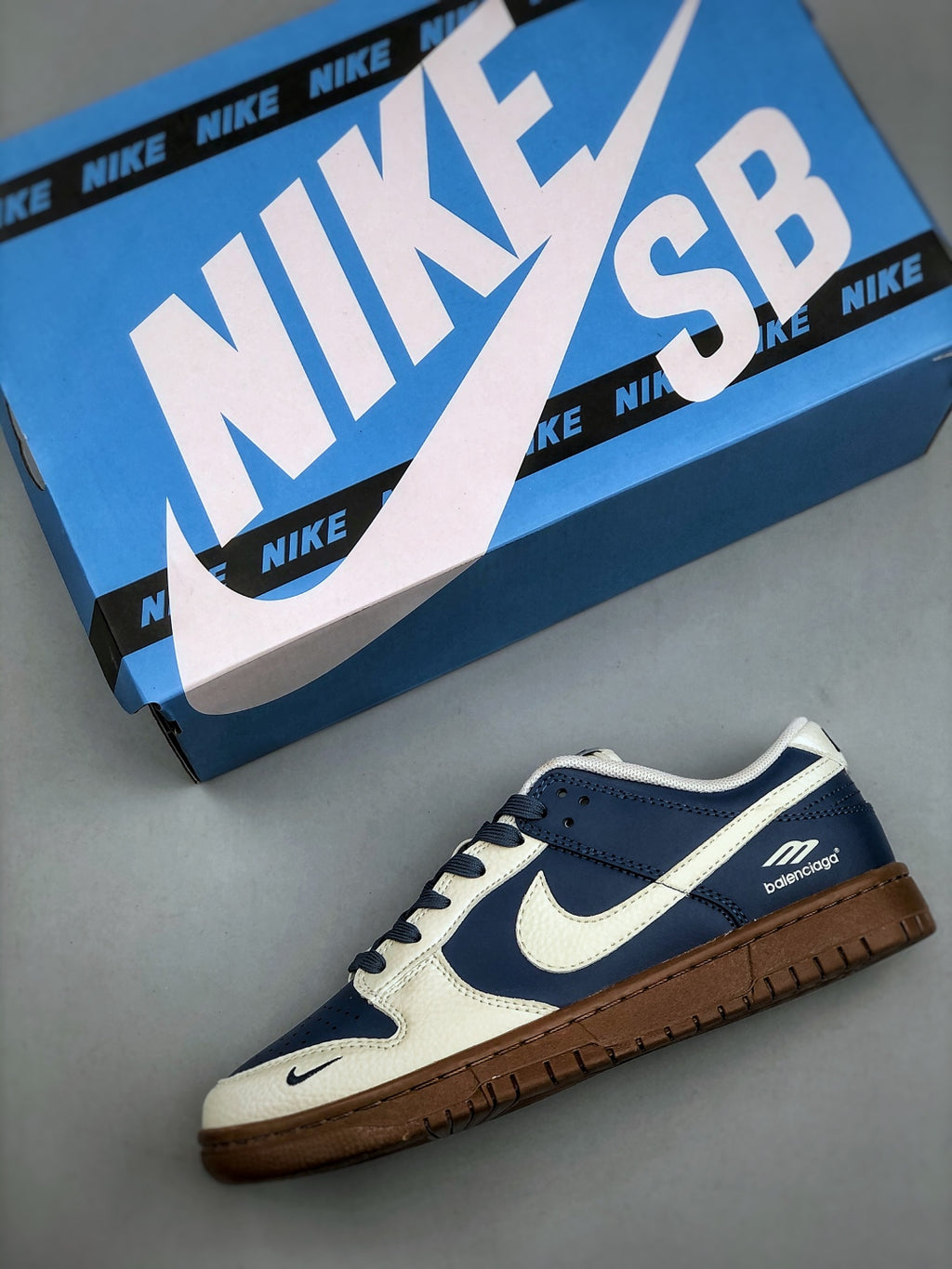 Z4R85J33  Popular high-quality  Shoes