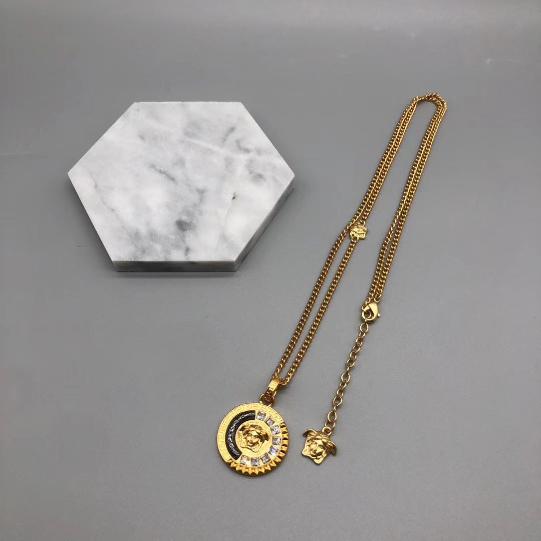 X1R75V82X Popular   Necklace