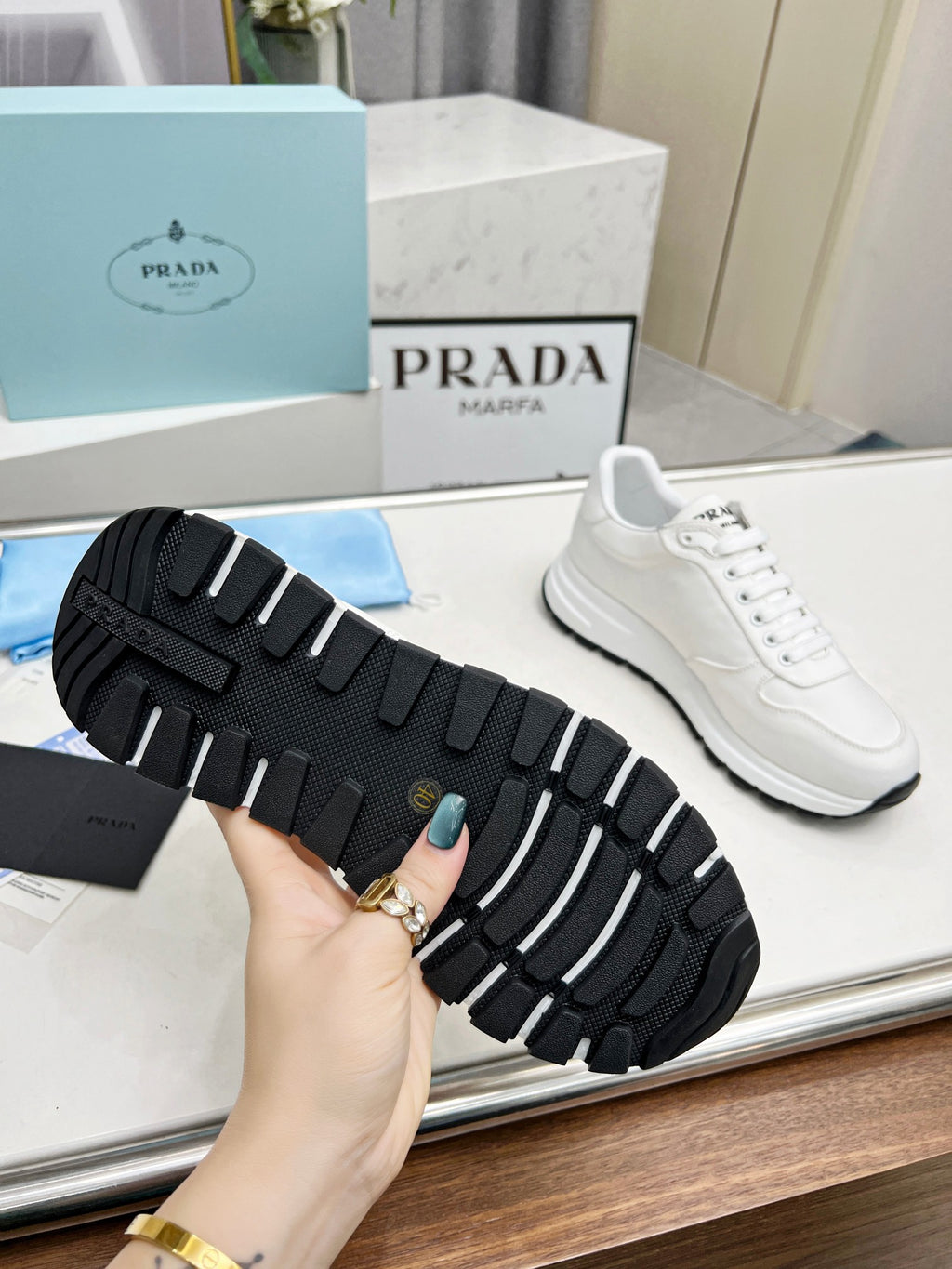 Z2P36P40 Popular high-quality leather Shoes