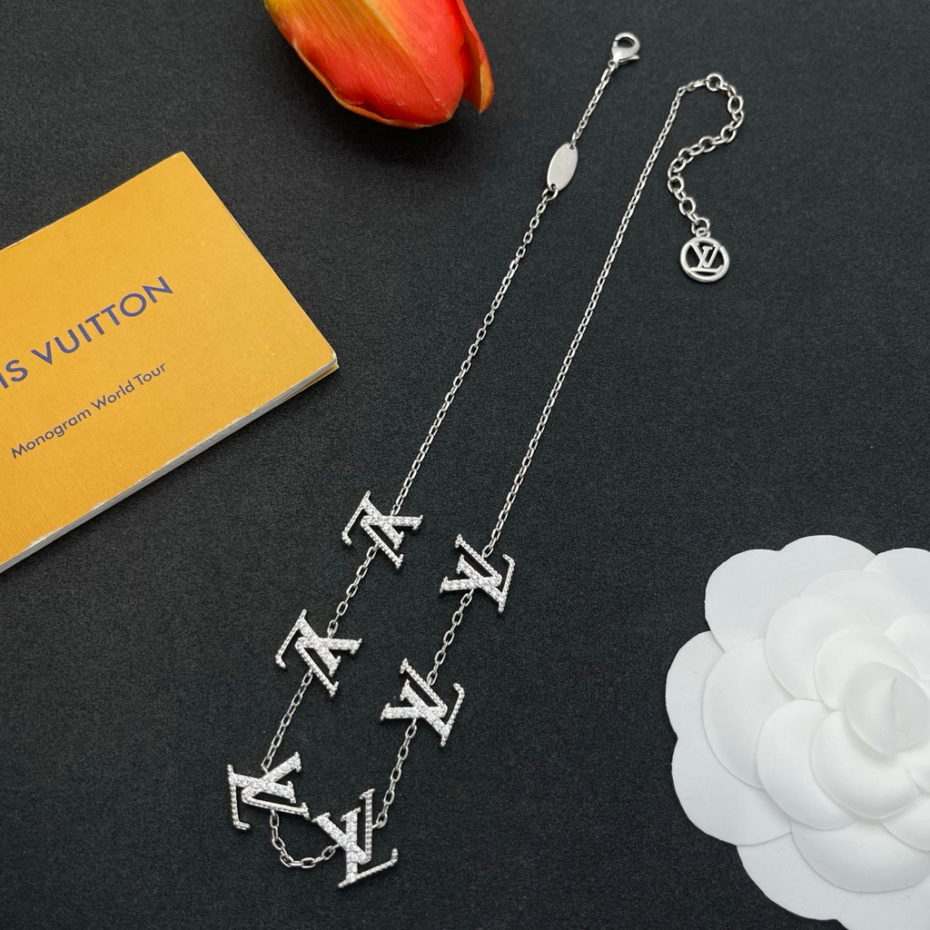 X1N36E69X Popular  Necklaces