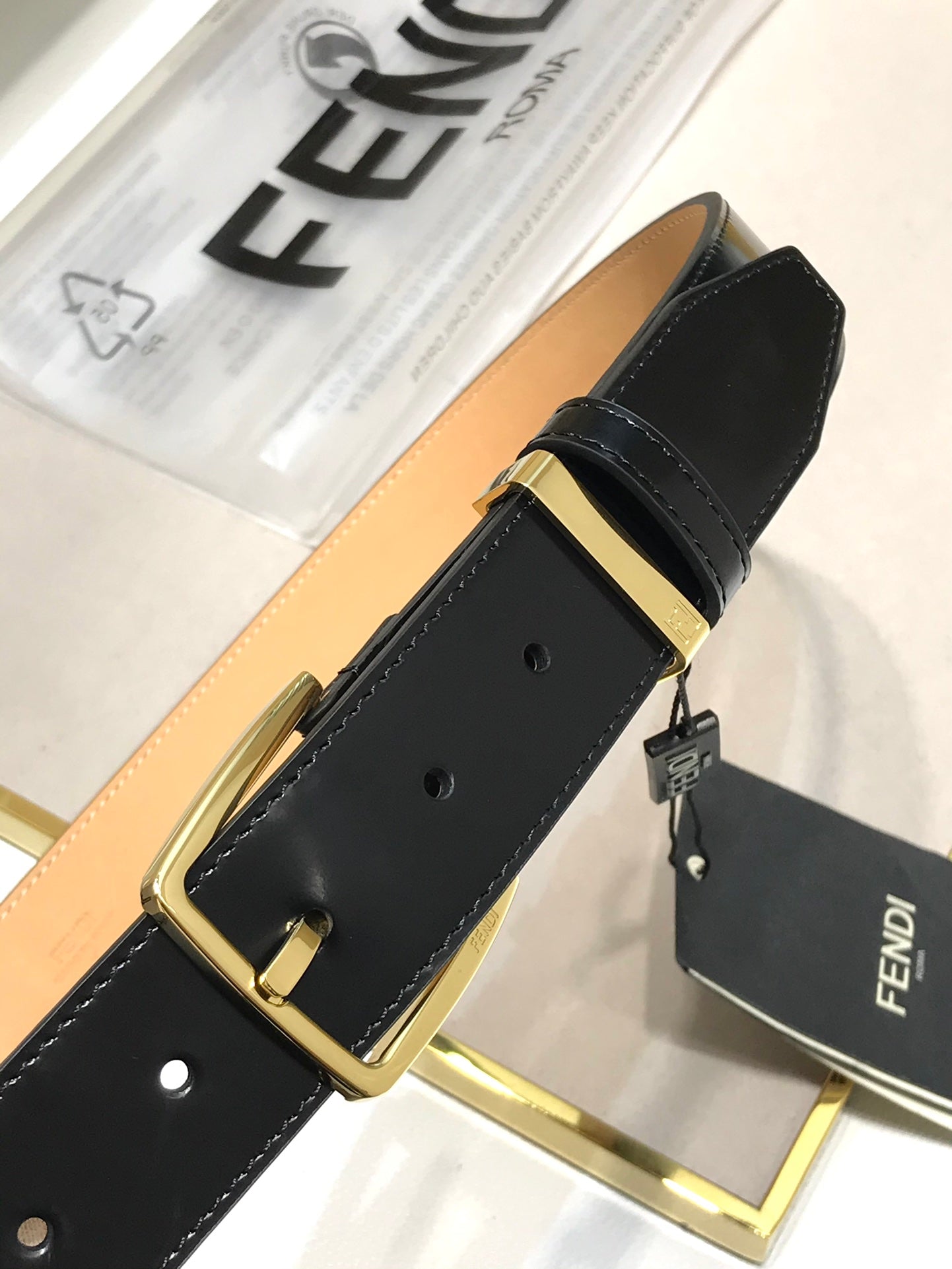 P1Q64F93 Popular  High quality belt With full package