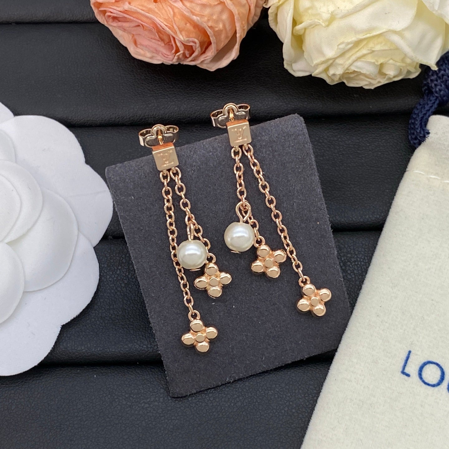 X1Z95E66E Popular Earrings