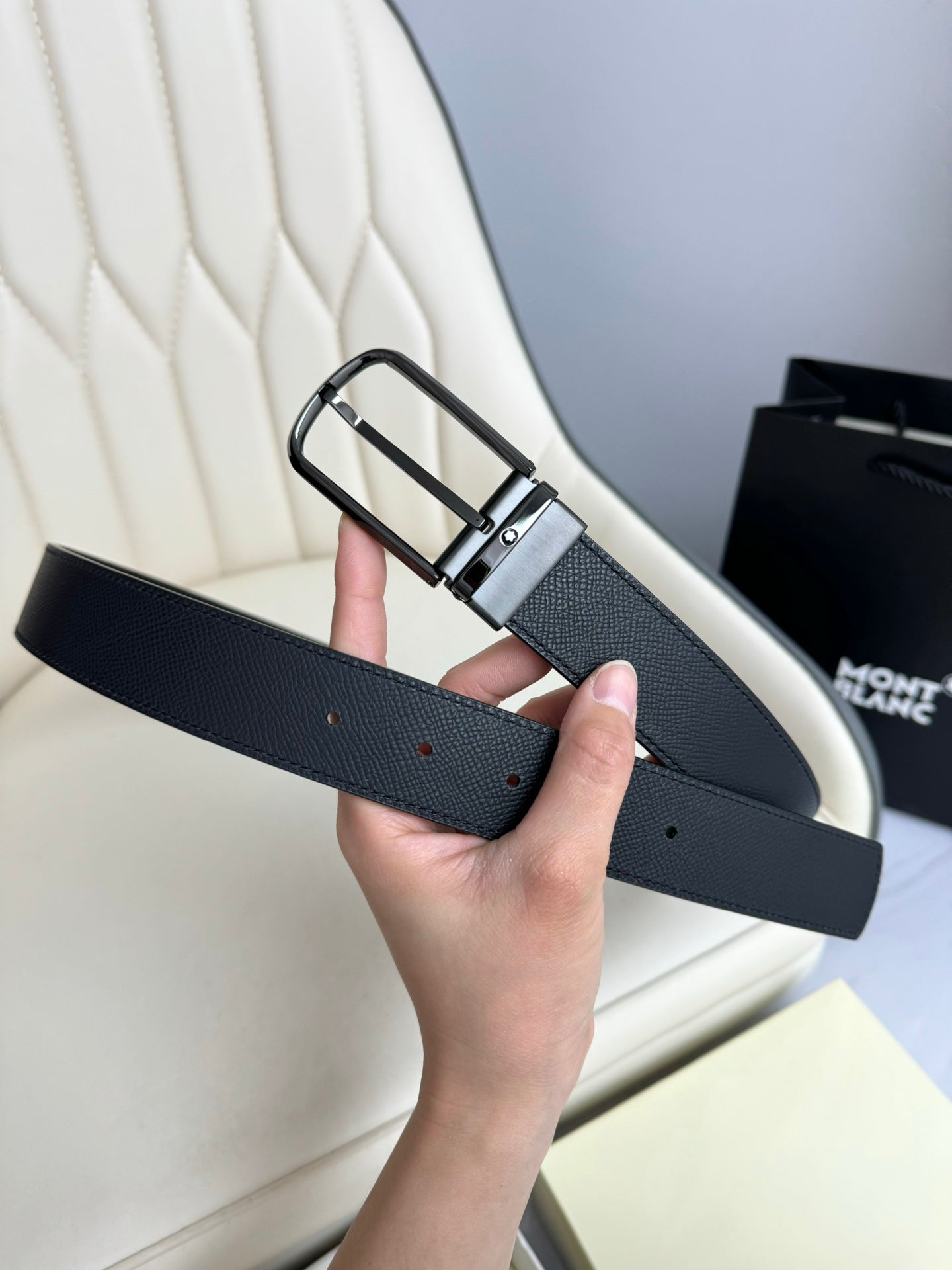 P1R55A235 Popular   High quality belt With full package