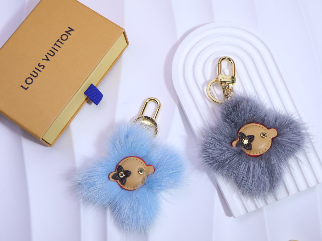 A1Q105E26 Popular bag 's charms accessories