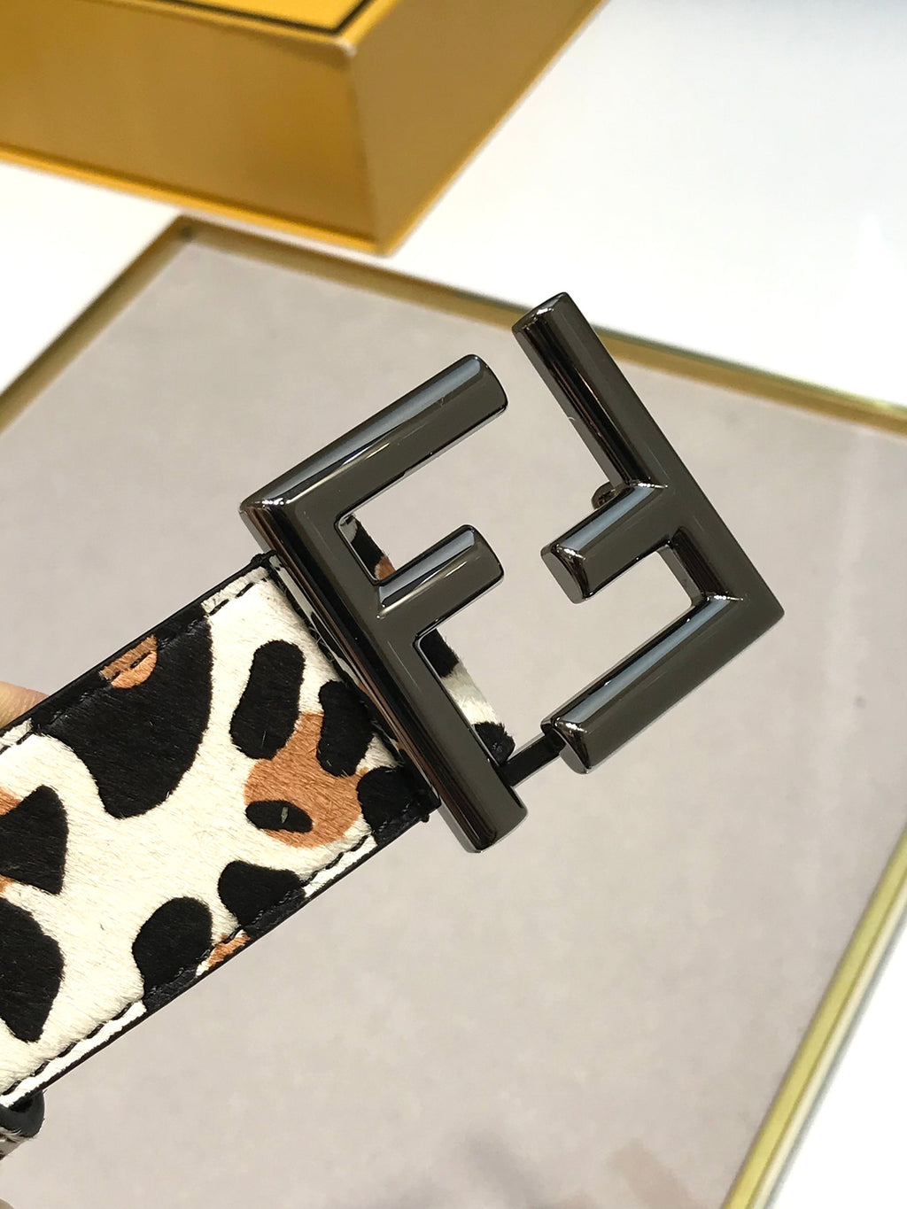 P1Q64F94 Popular   High quality belt With full package
