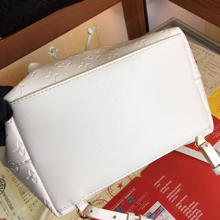 B1X71E065 Popular  leather bag 