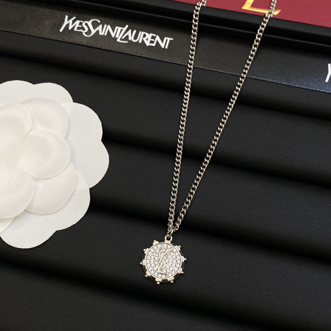 X1Q85SL345X Popular Necklaces. Bracelets. Earrings