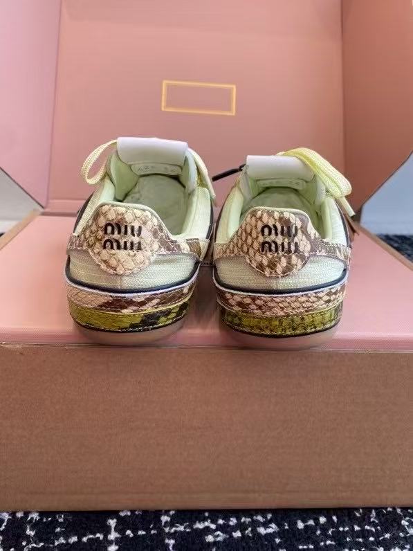 Z2R55A12  Popular high-quality shoes