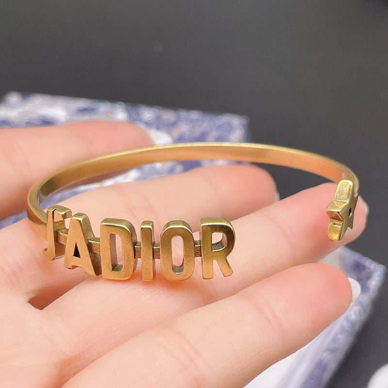 X1B91D402K  Popular Bracelets