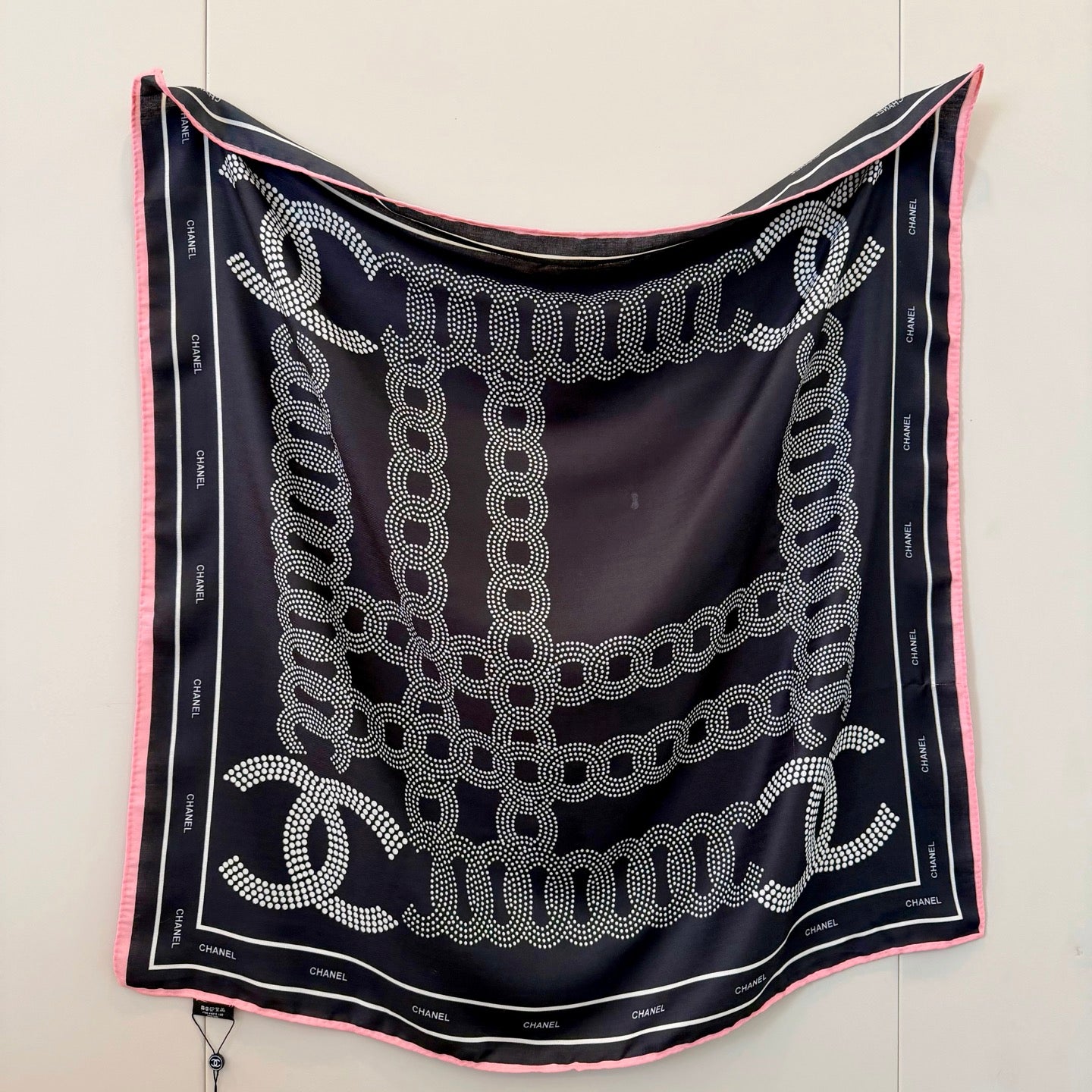 W1N36C32 Popular Silk Scarve