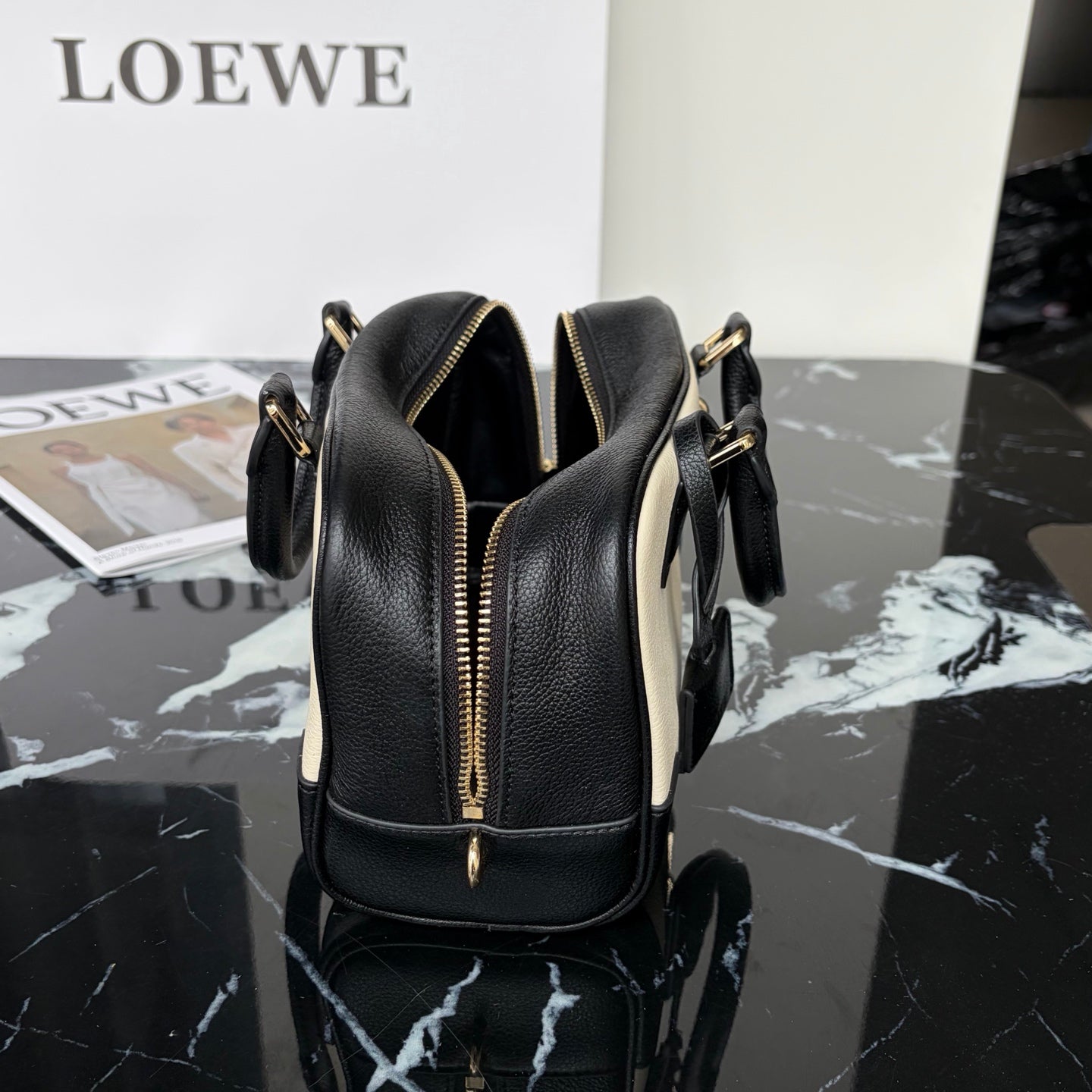 B1R66A12 Popular leather bag