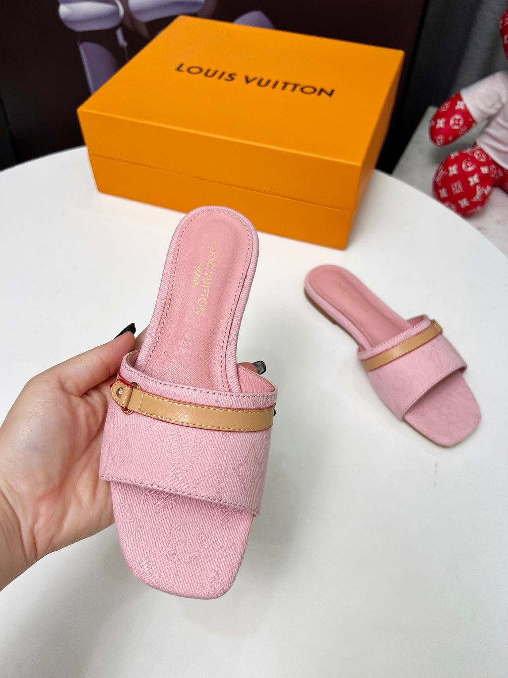 Z2R45E23  Popular high-quality shoes