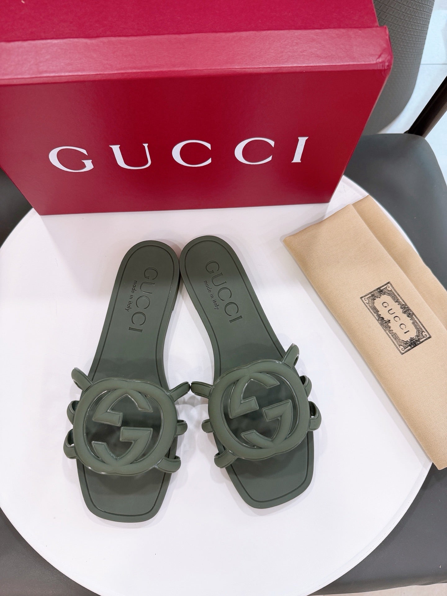 Z2X66B60  Popular high-quality slippers