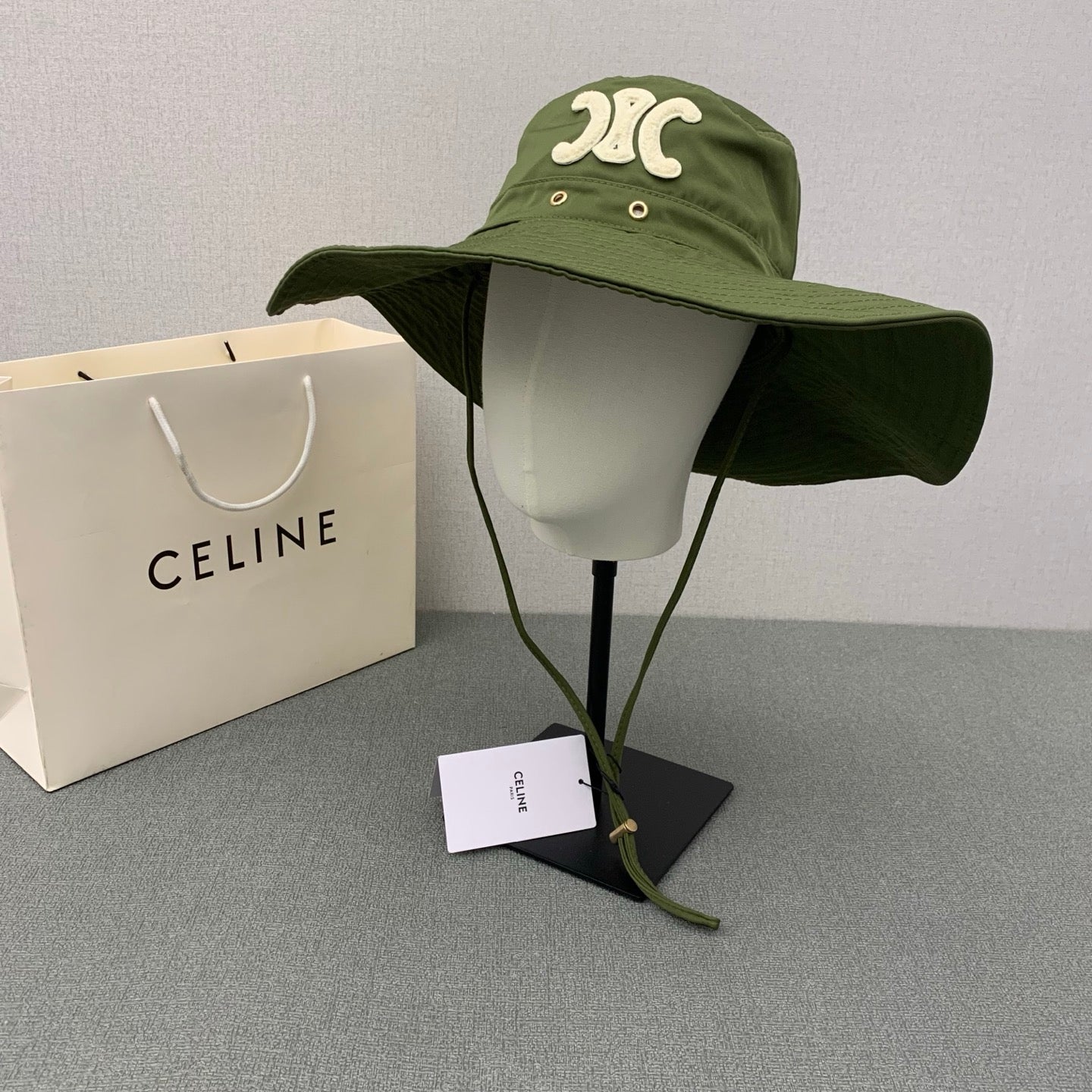 M1Z45N558 Popular hats