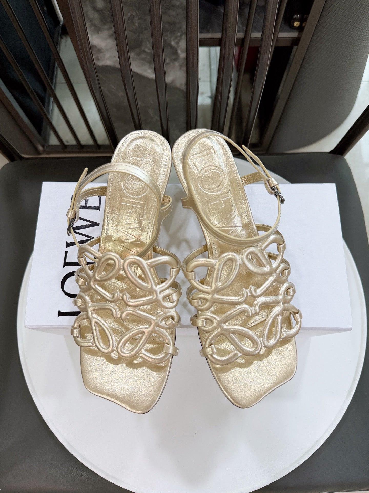 Z2R76A12 Popular high-quality  leather shoes