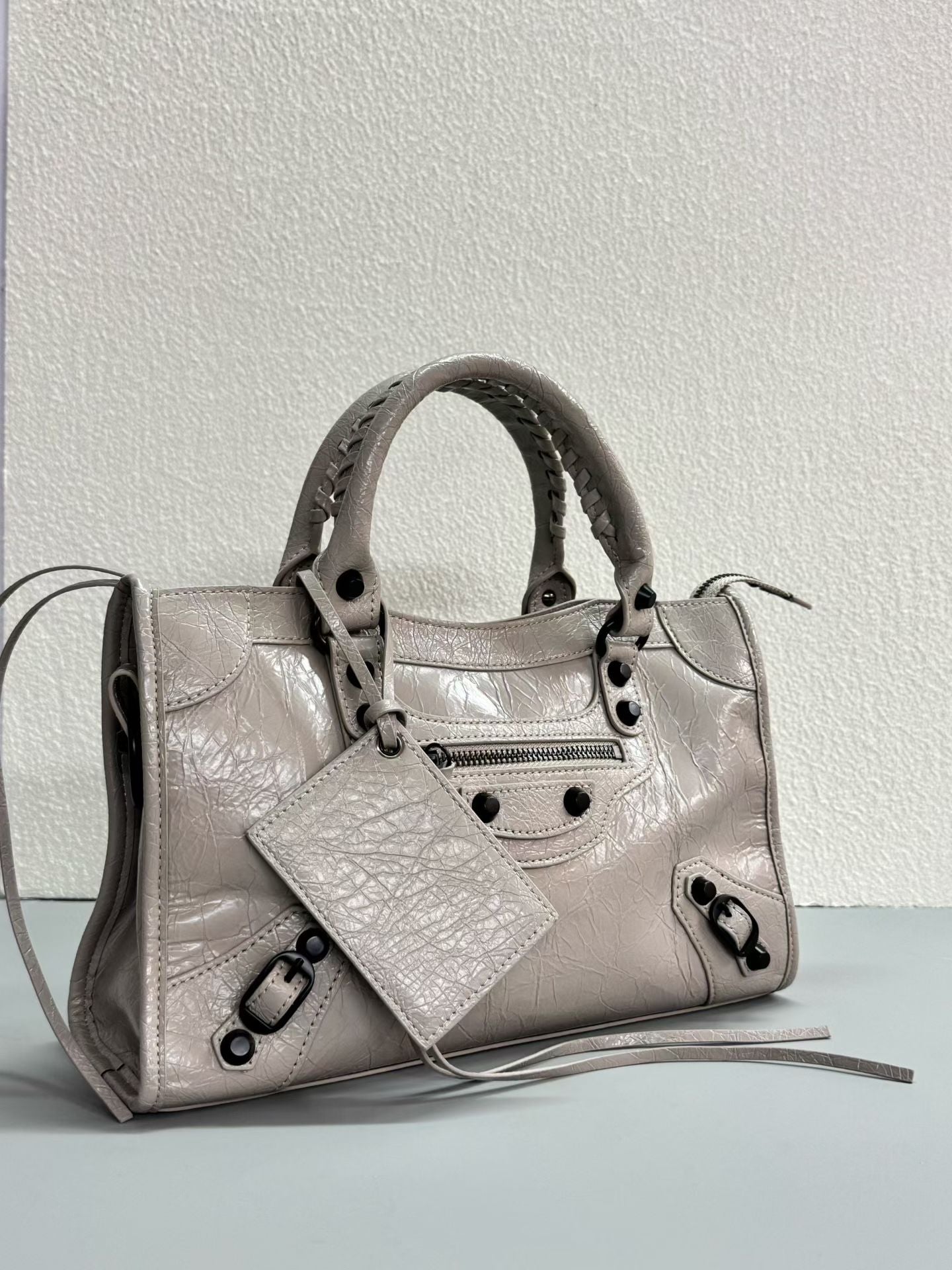 B1P36J115 Popular leather bag