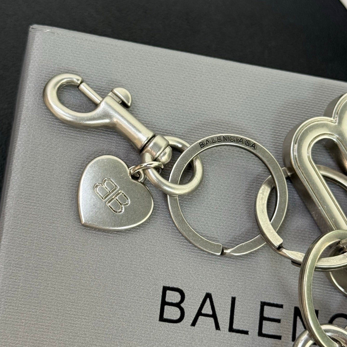 A1R46J40 Popular bag 's charms accessories