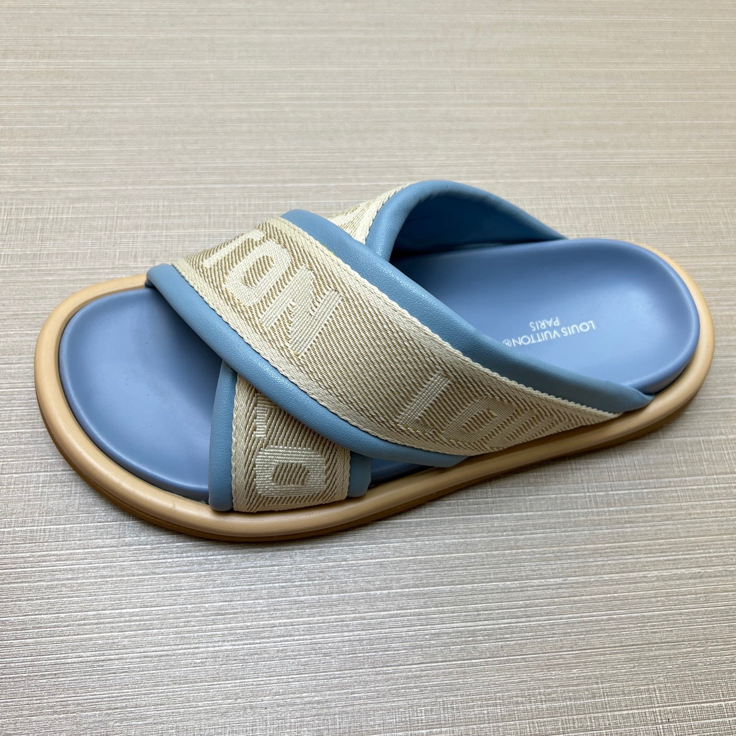 Z5Z35E270 Popular Slippers